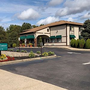 Quality Inn Near Toms River Corporate Park